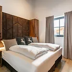 Horská chata Tauernlodge Eben D4 *