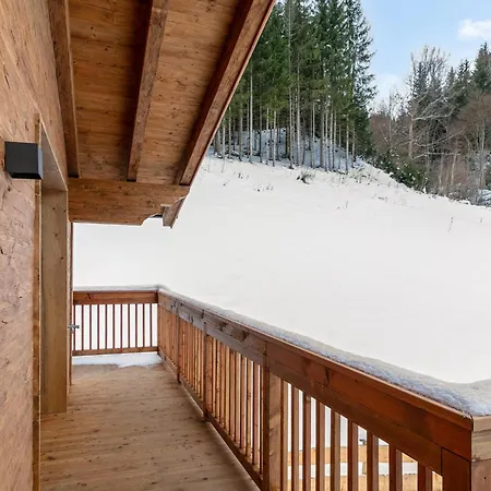 Tauernlodge Eben D4 Chalet *